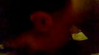 நல்ல உணர்ச்சி ஜென்டில்மேன் ஒரு இளஞ்சிவப்பு jav ஆபாச புண்டையில் ஒரு கவர்ச்சியான பெண்ணால் குத்தப்படுகிறார். அவள் சோபாவில் கைகளை வைத்திருக்கிறாள், இந்த செக்ஸ் அவளுடைய சிறந்த நெருக்கமான சாகசம் என்பதை உணர்ந்தாள்.